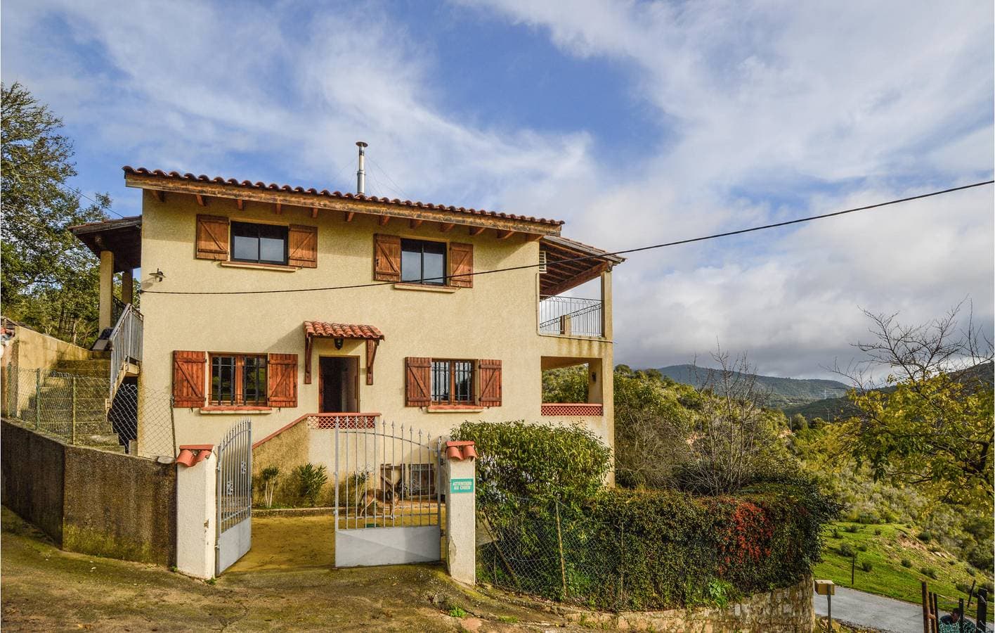 Gemütliche Wohnung mit Pool, Terrasse & Wifi 1