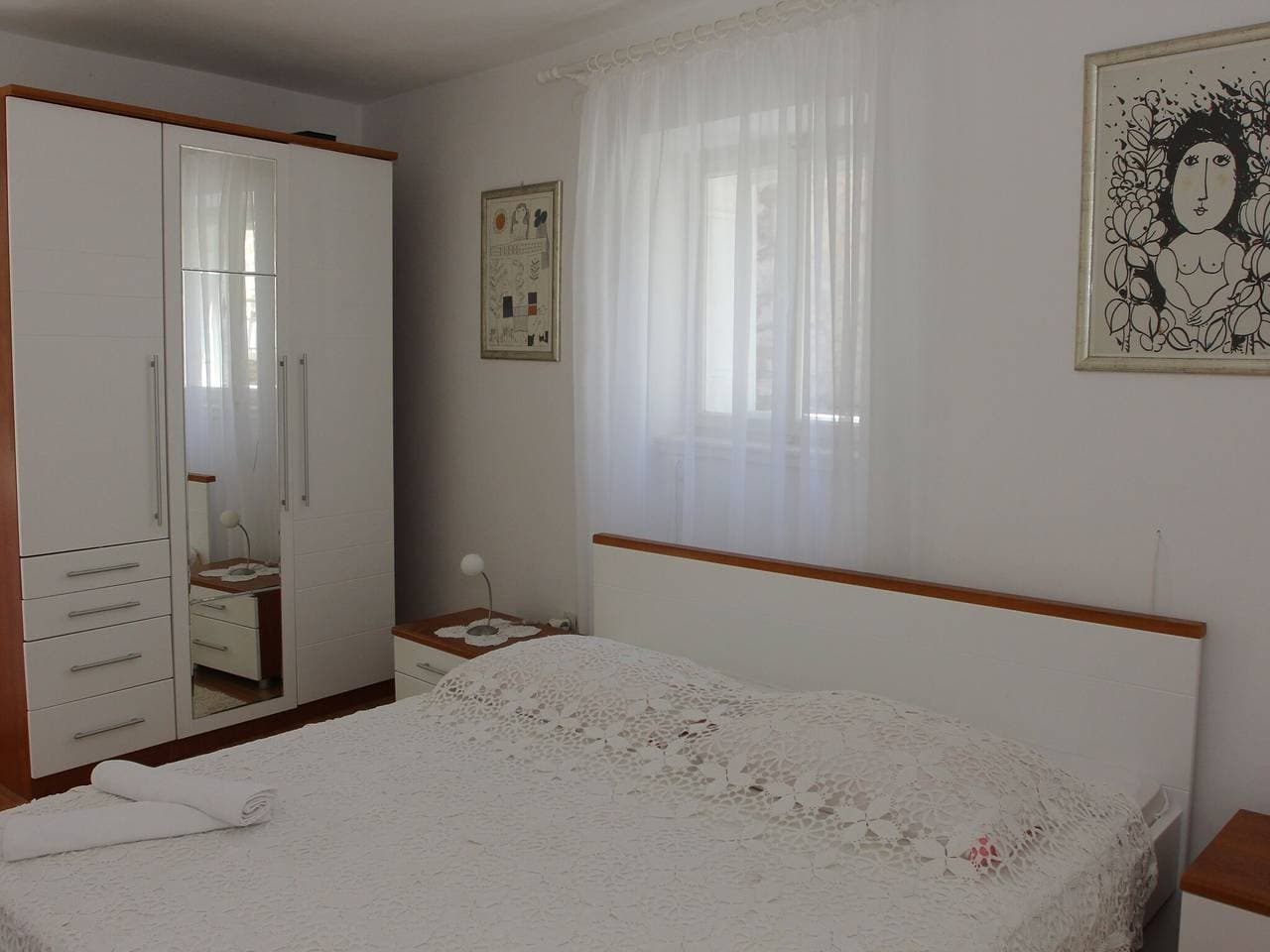 Foto 10 von 29: Holiday House Granny Mary - Two Bedroom Holiday Home (St)