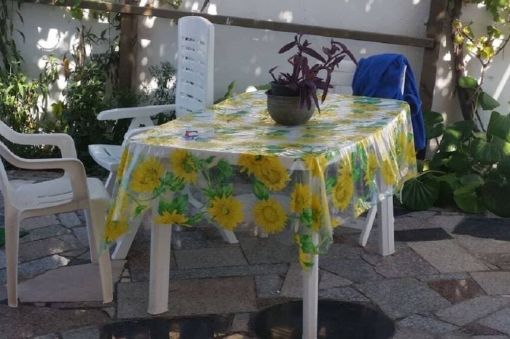 Foto 13 von 25: Villa Maria Drei-Zimmer-Wohnung mit großem Garten in Meeresnähe