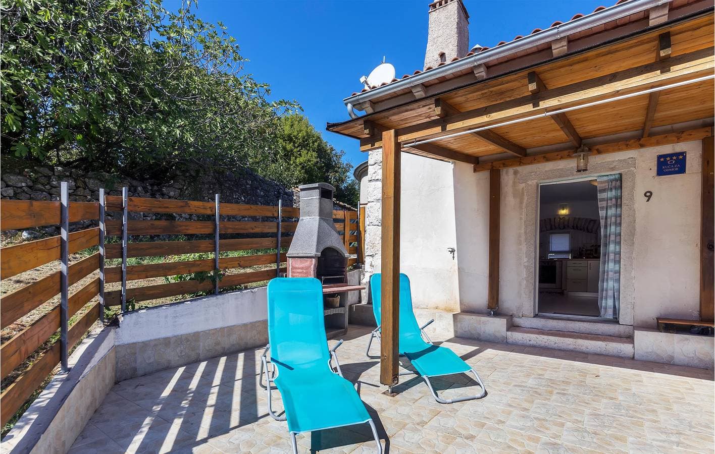 Foto 13 von 44: Gemütliches Apartment mit Meerblick, Terrasse, Parkplatz und WLAN – 2,5 km vom Strand entfernt