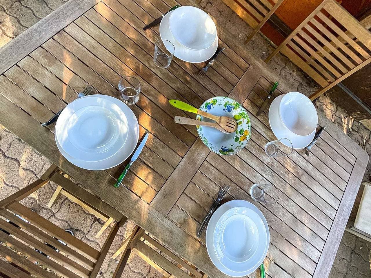 Foto 4 von 13: Mini-Villa in Porto-Vecchio, nahe Strand, Terrasse, privater Parkplatz