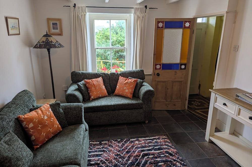 Traditional Fisherman's Cottage with 3 bedrooms 1
