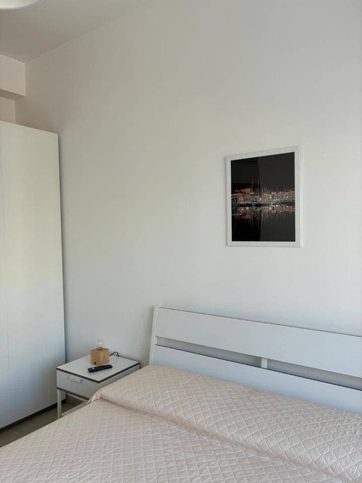 Foto 12 von 21: One-Bedroom Apartment with Balcony