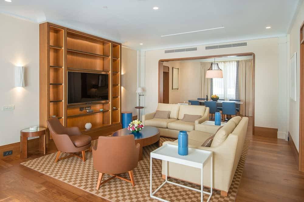 Foto 7 von 23: Luxus Regent Penthouse mit Meer und Bergblick für 6 Personen