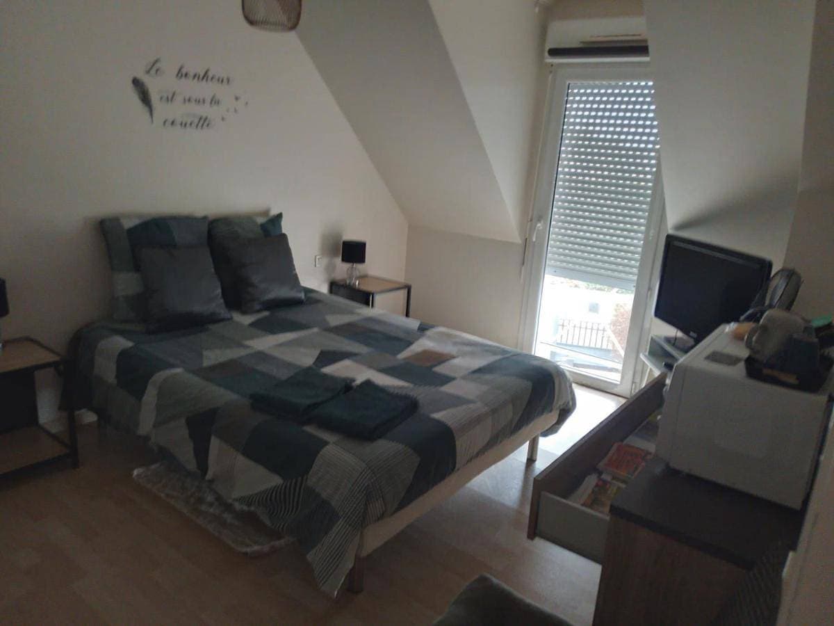 Foto 2 von 13: Double Room with Private Bathroom