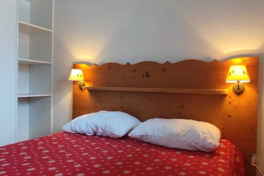Foto 3 von 30: Mountain apartment ⭐️⭐️⭐️ heated pool, ski slopes 100m away.
