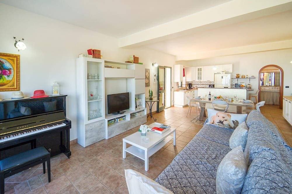 Foto 6 von 30: Awesome home in Caronia