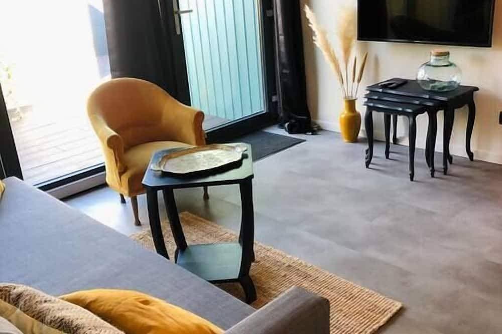 Foto 13 von 30: Bel Air, Accès Piscine - Jacuzzi Privé - Terrasse
