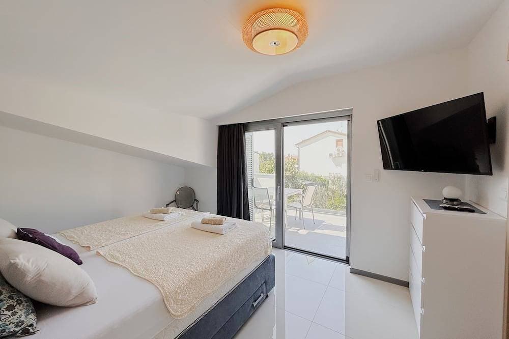 Foto 4 von 27: Juni in 2 + 1 Wohnung mit Meerblick Terrasse nur wenige Schritte vom Sandstrand entfernt