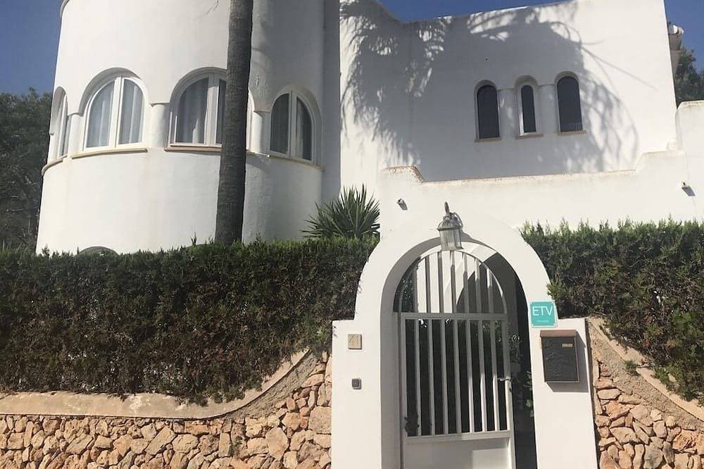 Villa mit Meerblick und Pool in Cala D' Or 1