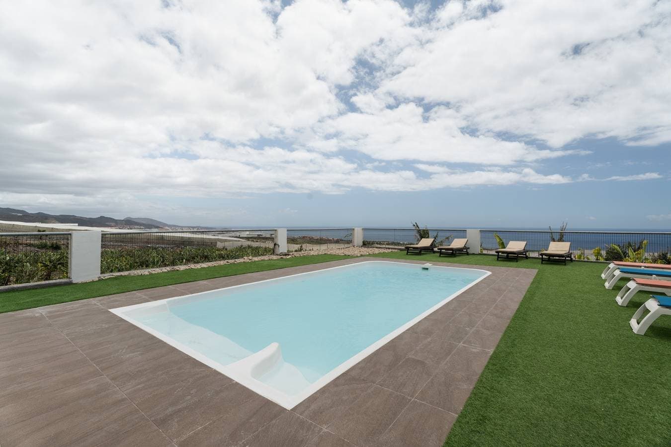 Foto 4 von 35: Urlaub 'Schöne Finca mit Meerblick und Pool 1' mit Gemeinschaftspool, privater Terrasse und Wi-Fi