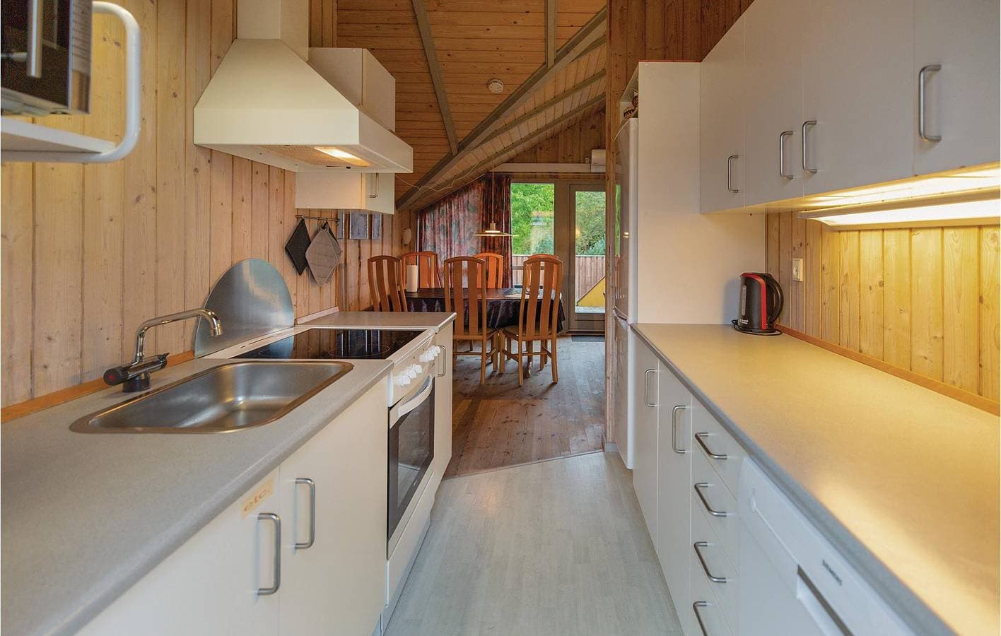 Foto 8 von 19: Ferienhaus für 6 Personen mit Terrasse