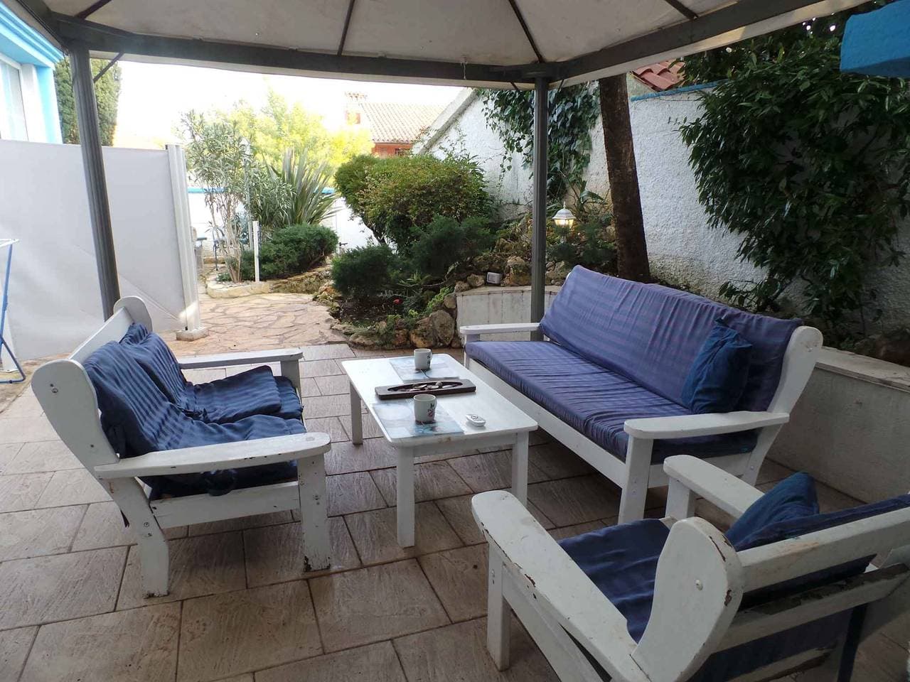 Foto 2 von 40: Ferienwohnung mit gemütlicher Terrasse und Grill