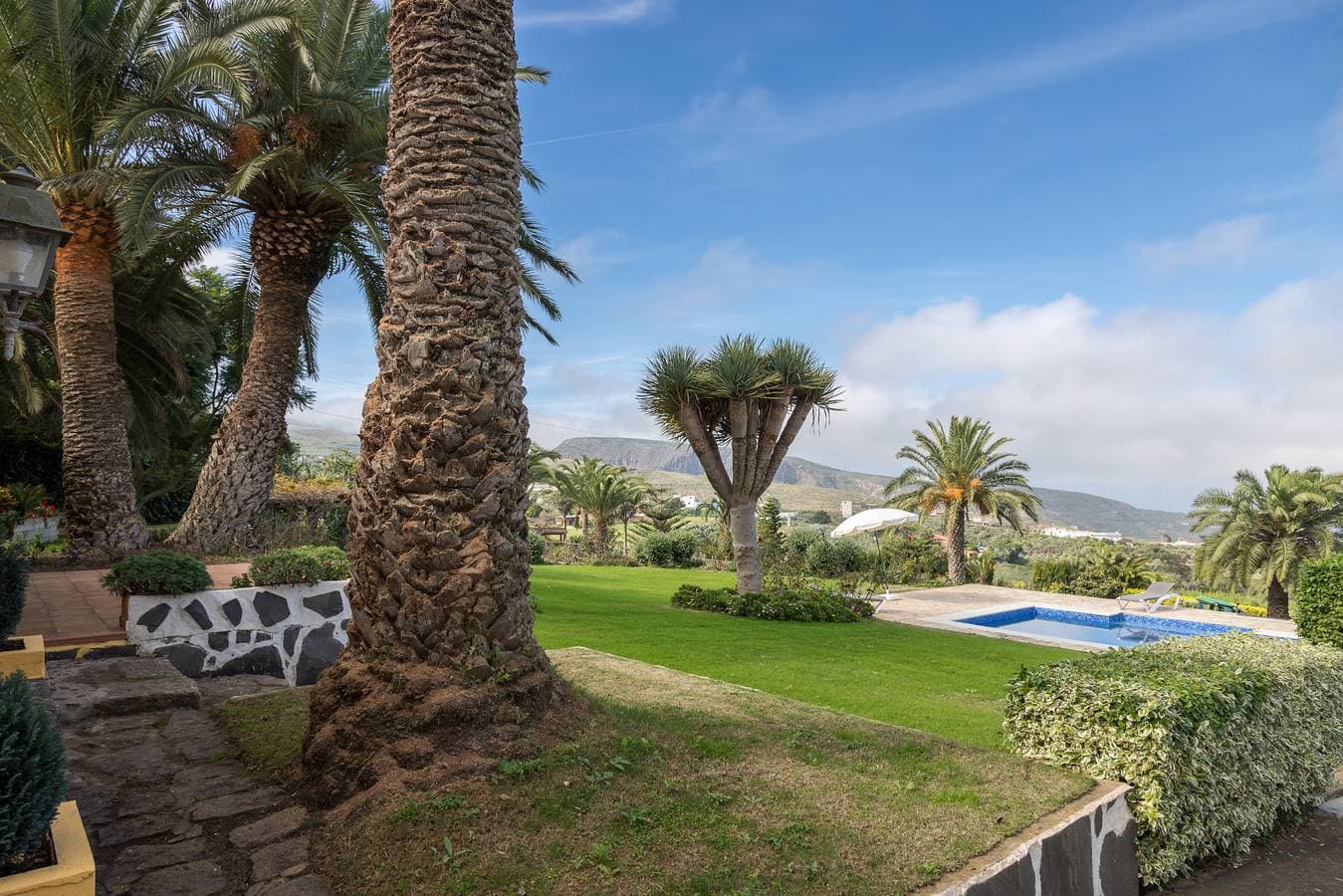 Foto 6 von 34: Los Paredones Farm - Private Pool - Garden