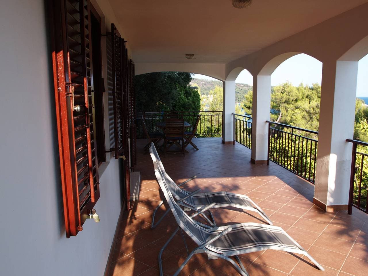 Foto 11 von 11: 2-Zimmer-Ferienwohnung mit Terrasse und Meerblick Brna - Vinacac (Korcula) A-13344-b