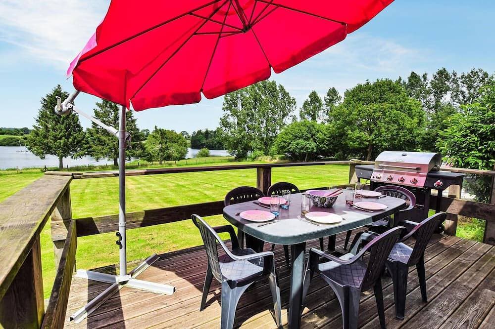 3 bedroom awesome home in Vire Normandie 1