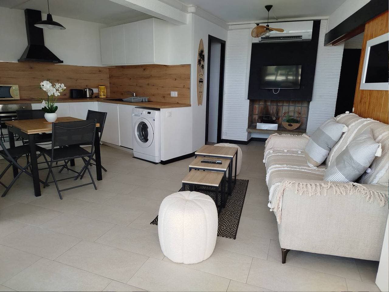 Foto 11 von 42: Ferienwohnung für 6 Personen mit Terrasse