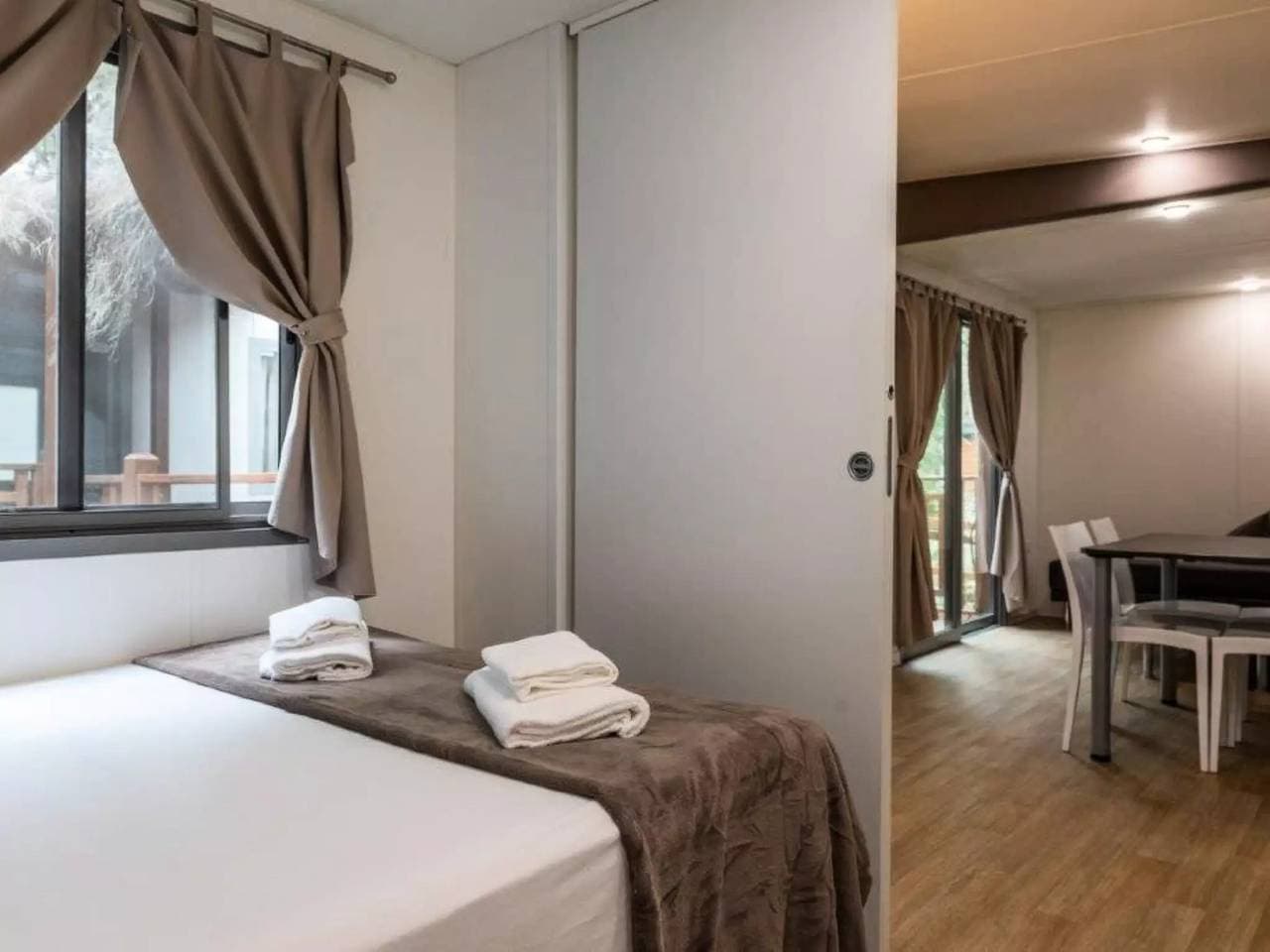 Foto 3 von 11: 4 Zimmer 4 Personen
