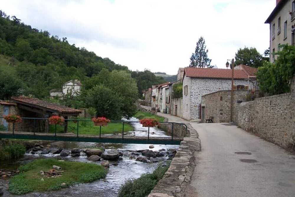 Foto 10 von 30: 4-Sterne Unterkunft in kleinem Dorf der Auvergne auf dem Land