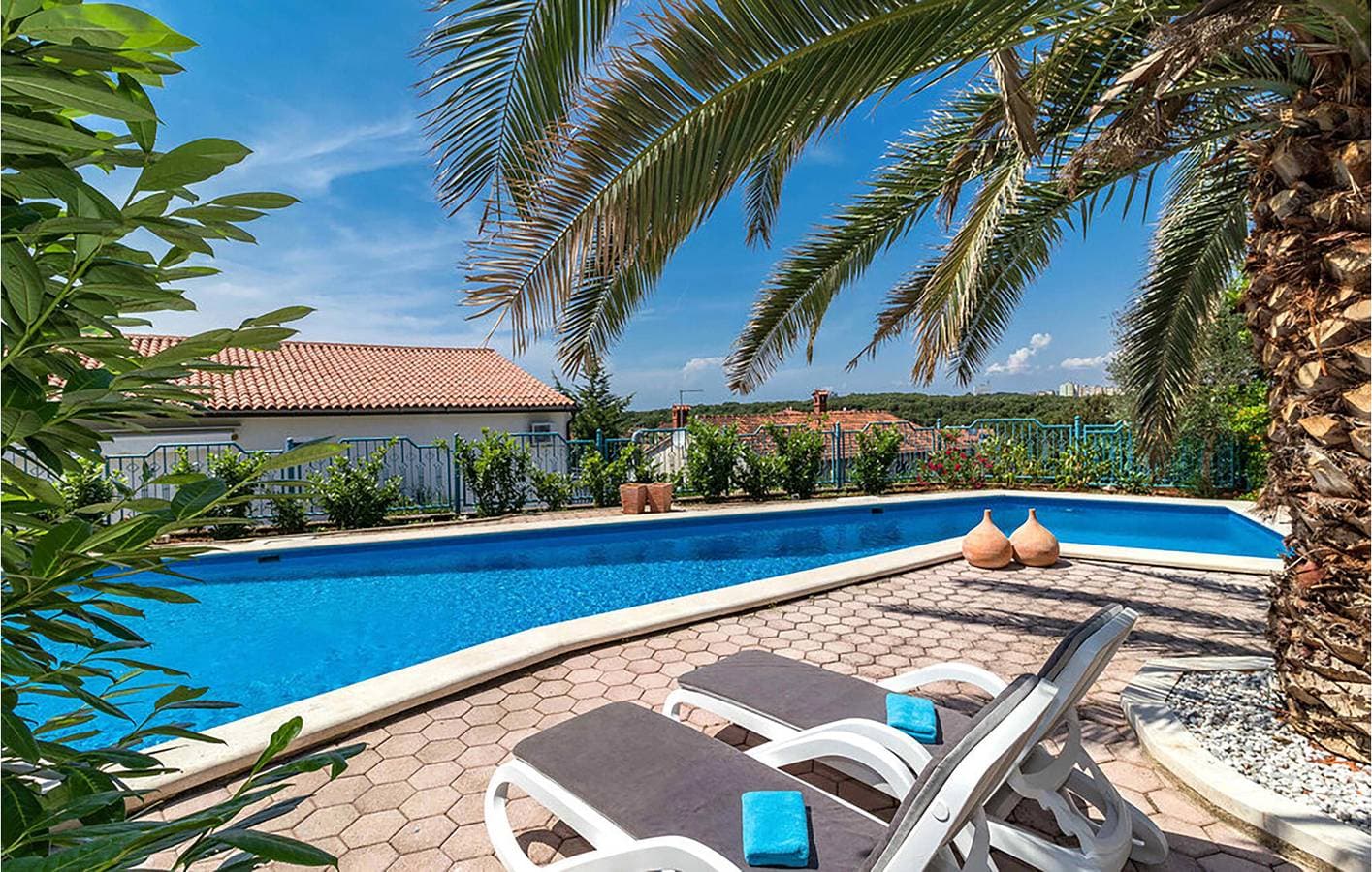 Foto 10 von 30: Reizende Ferienwohnung mit Pool, Terrasse und 2,5 km Entfernung zum Strand