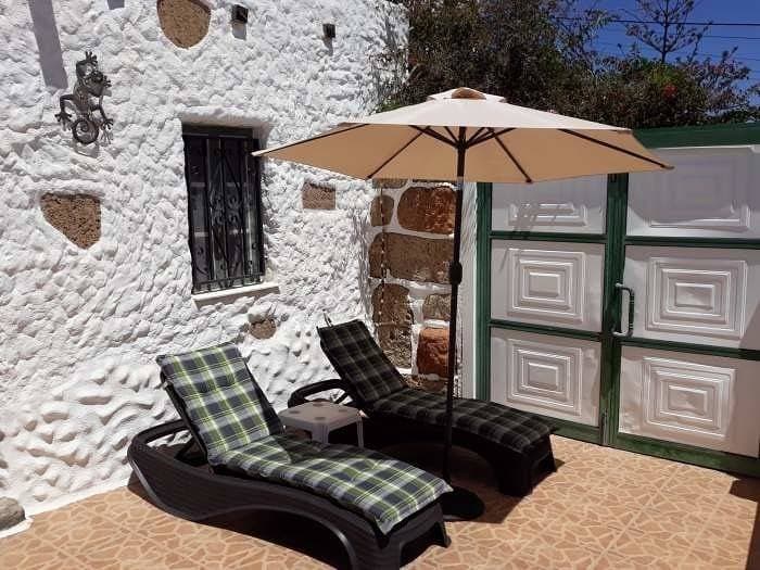 Foto 13 von 25: Ferienhaus mit Jacuzzi und Terrasse