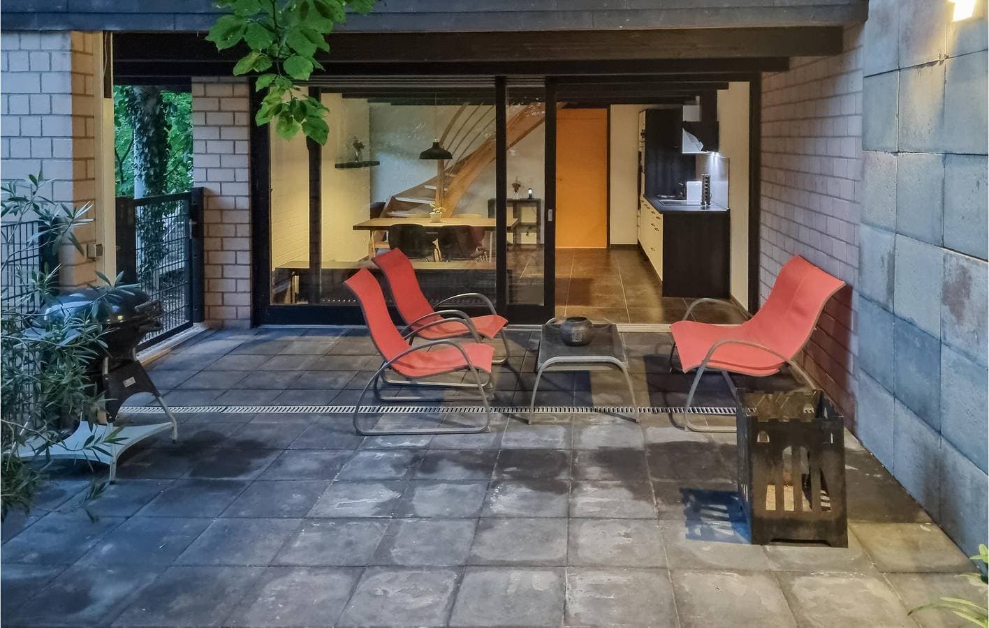 Foto 2 von 32: Moderne Wohnung mit Terrasse in der Nähe von Zewen Center