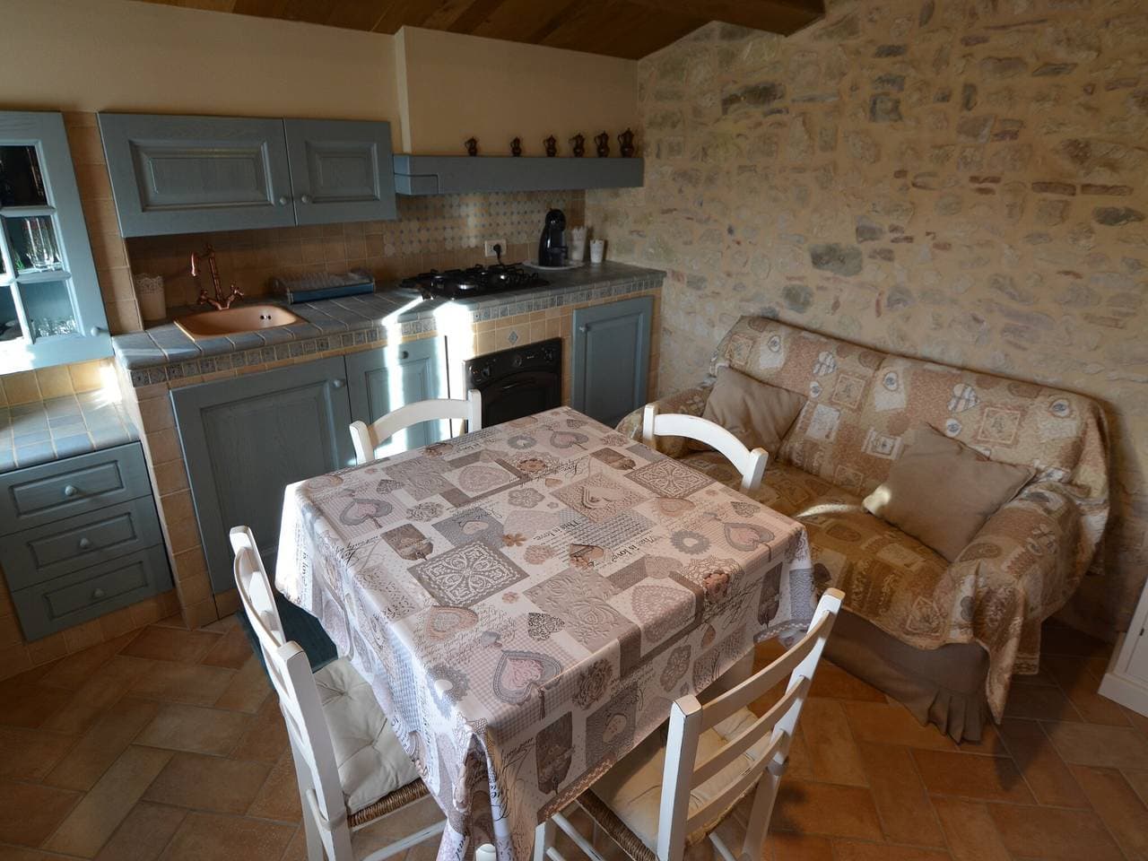 Foto 12 von 71: Romantische mittelalterliche Flucht