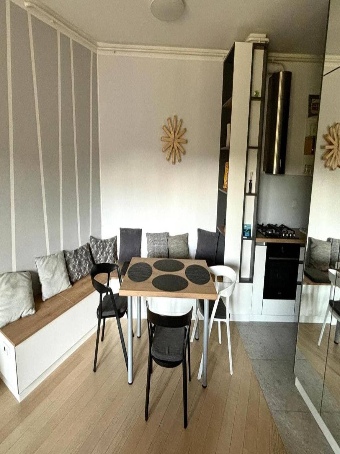 Foto 6 von 26: Ferienwohnung für 4 Personen mit Balkon