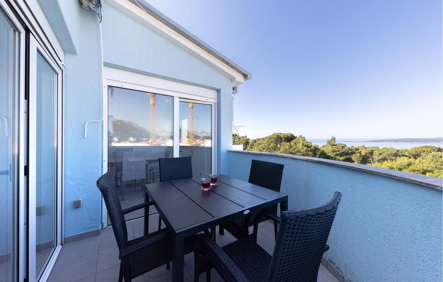 Foto 7 von 21: Gemütliches Apartment mit Meerblick, Terrasse, Parkplatz und WLAN – 900 m vom Strand entfernt
