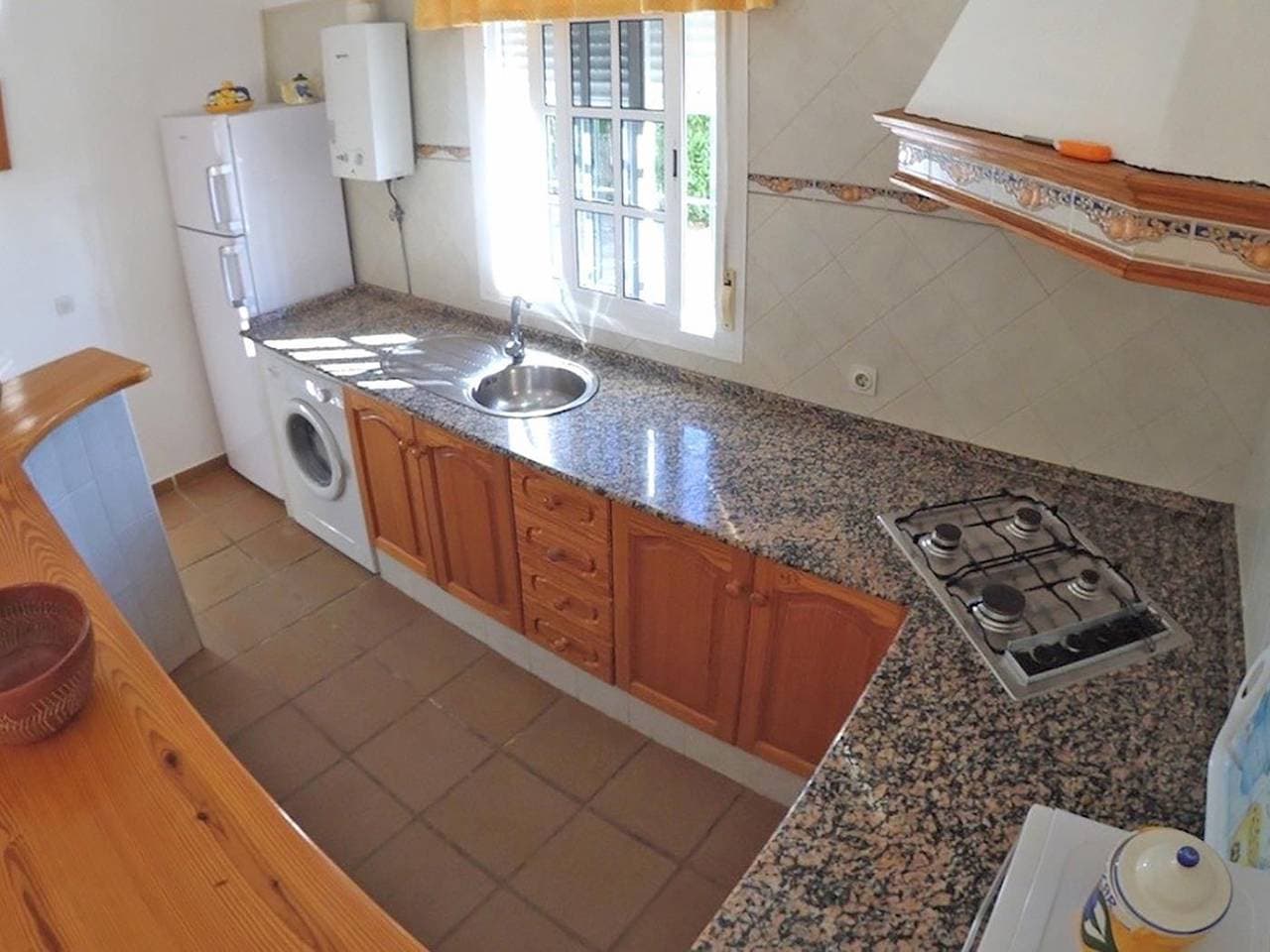 Foto 12 von 19: Ferienhaus für 4-5 Personen, nur 150m vom Strand entfernt. Ideal für Familien.