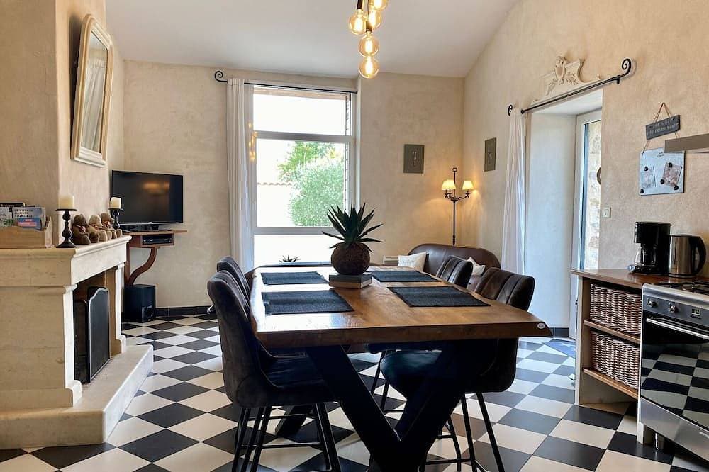Foto 10 von 15: Charmantes Ferienhaus mit beheiztem Pool und WLAN - 2 Schlafzimmer