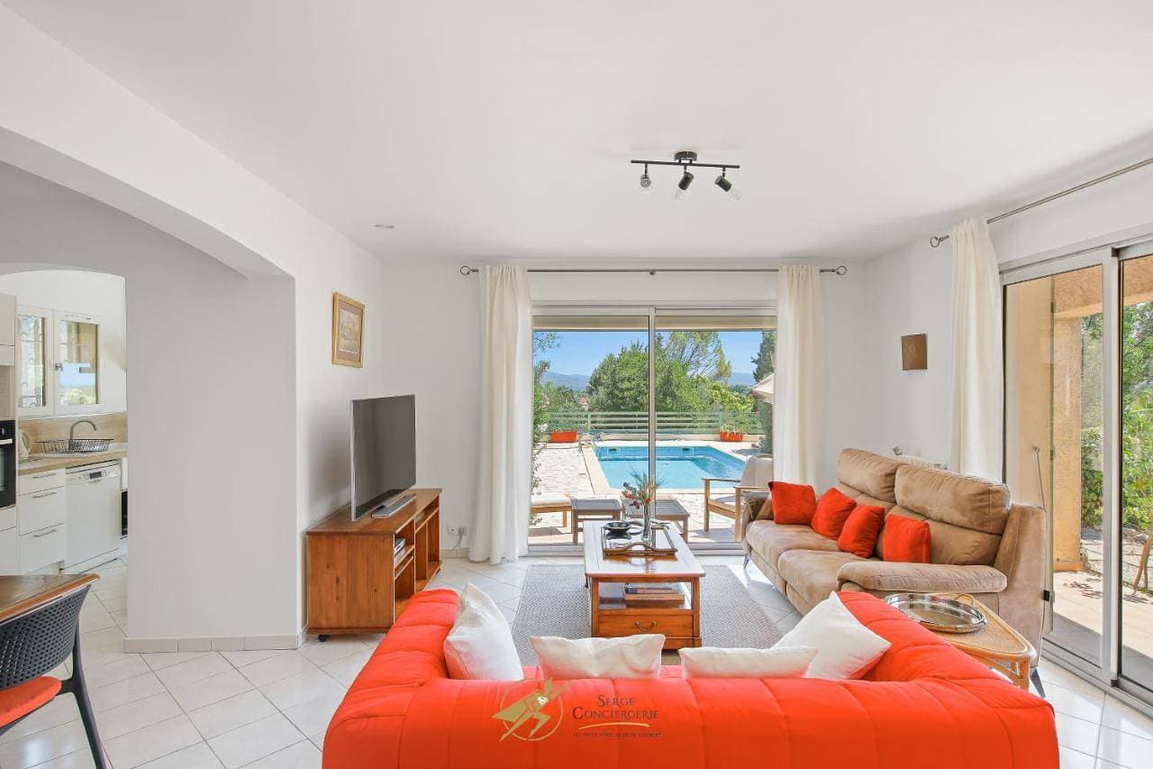 Foto 9 von 16: Villa with Private Pool