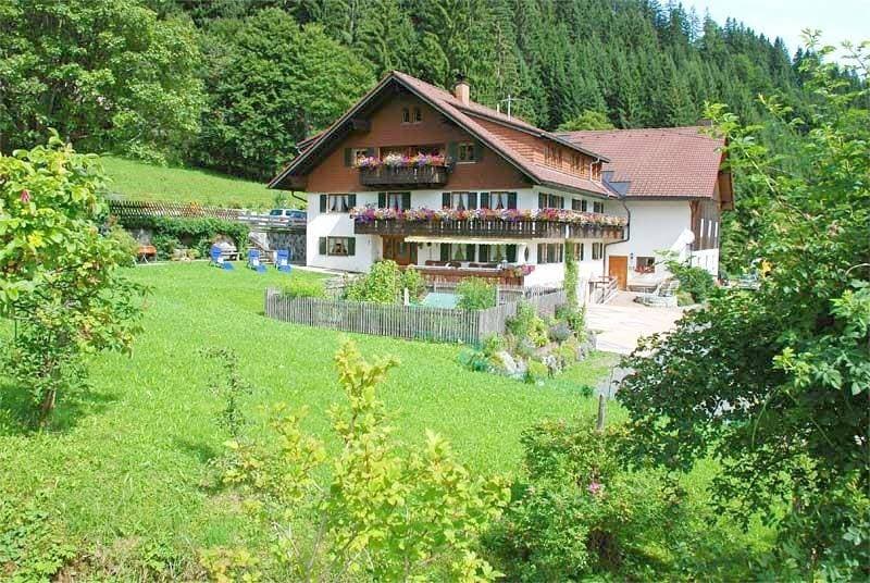 Foto 2 von 25: Lärchenblick