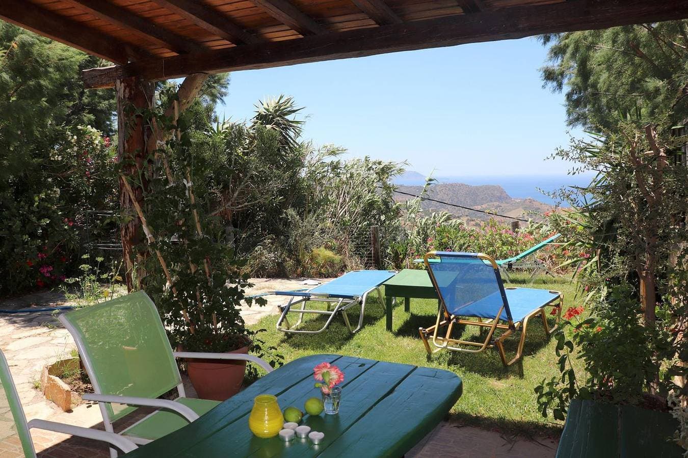 Foto 7 von 41: Panoramablick aufs Meer, fußläufig zum Strand, Wifi  - Ferienhaus Triopetra, Kreta