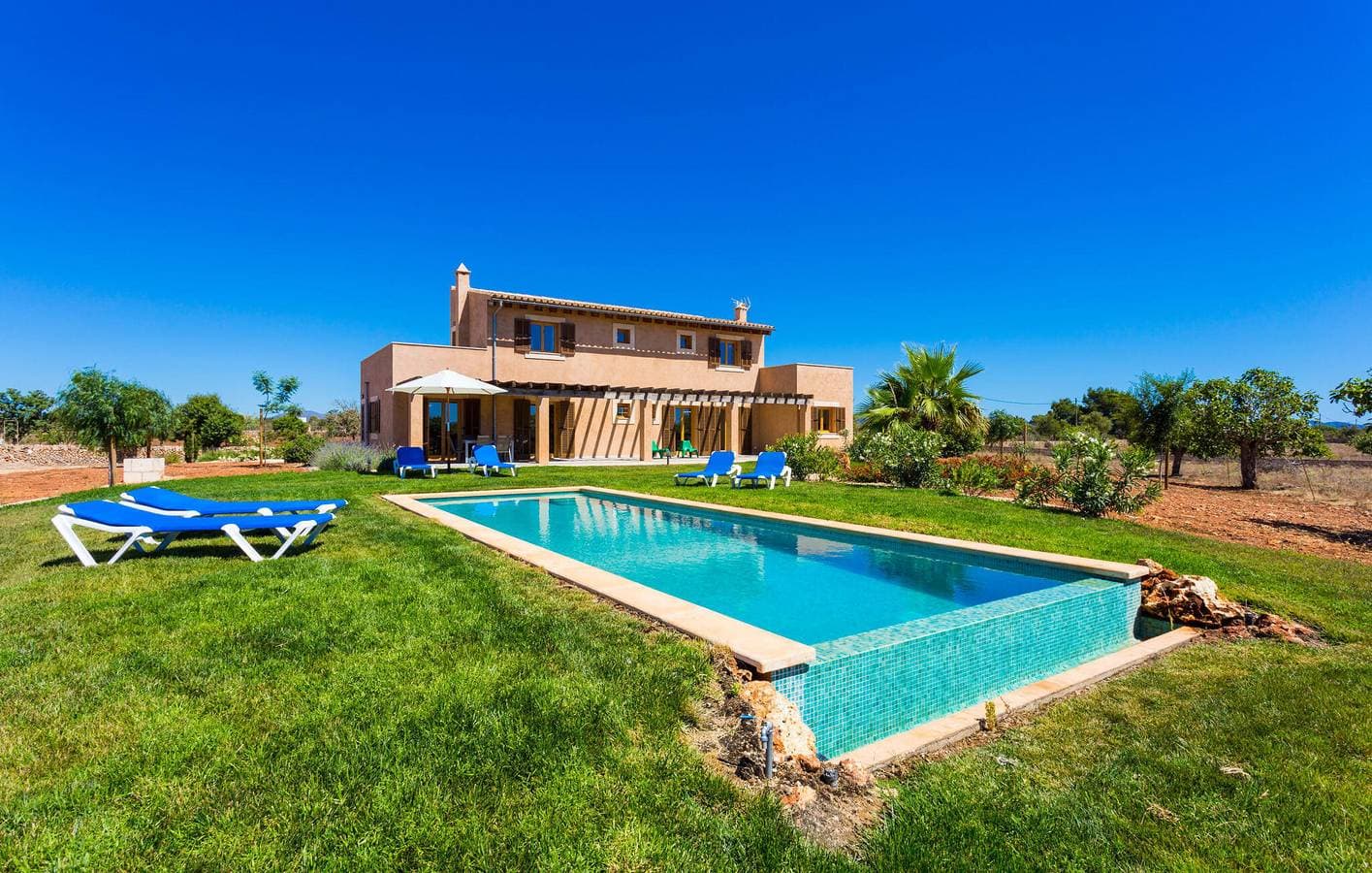 Foto 6 von 51: Gemütlicher Rückzugsort am Strand mit Terrasse, Pool und Wifi