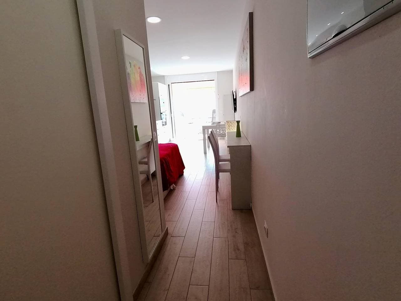 Foto 10 von 38: Ferienwohnung für 2 Personen mit Terrasse