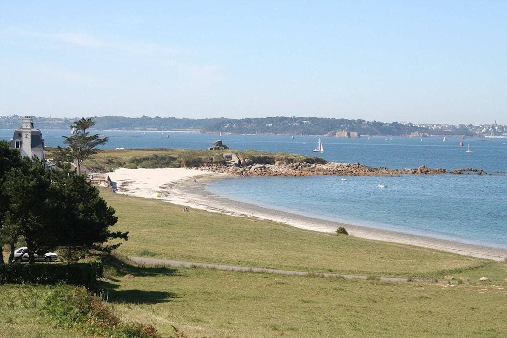 Haus 150 m vom Meer und dem Gr34 Küstenweg in Plougasnou 1