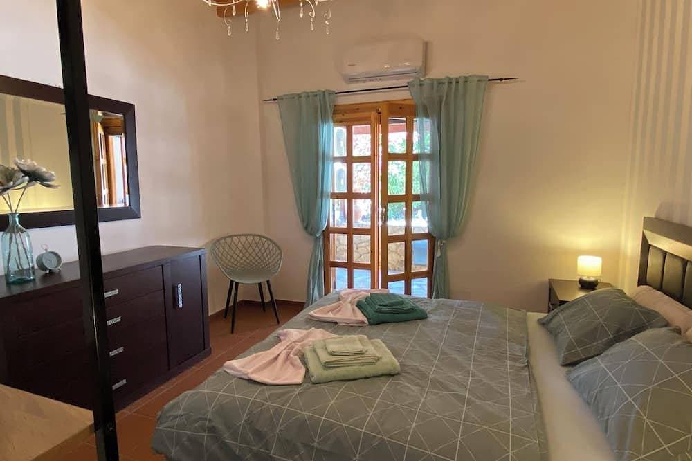 Foto 4 von 30: Traumhafte Villa mit privatem Pool & Garten – Ruhe & Meer in Roumeli, Kreta