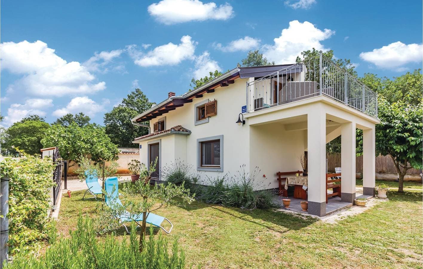 Gemütliche Ferienwohnung mit Terrasse, 2 km von der Küste und dem Stadtzentrum von Medulin entfernt 1
