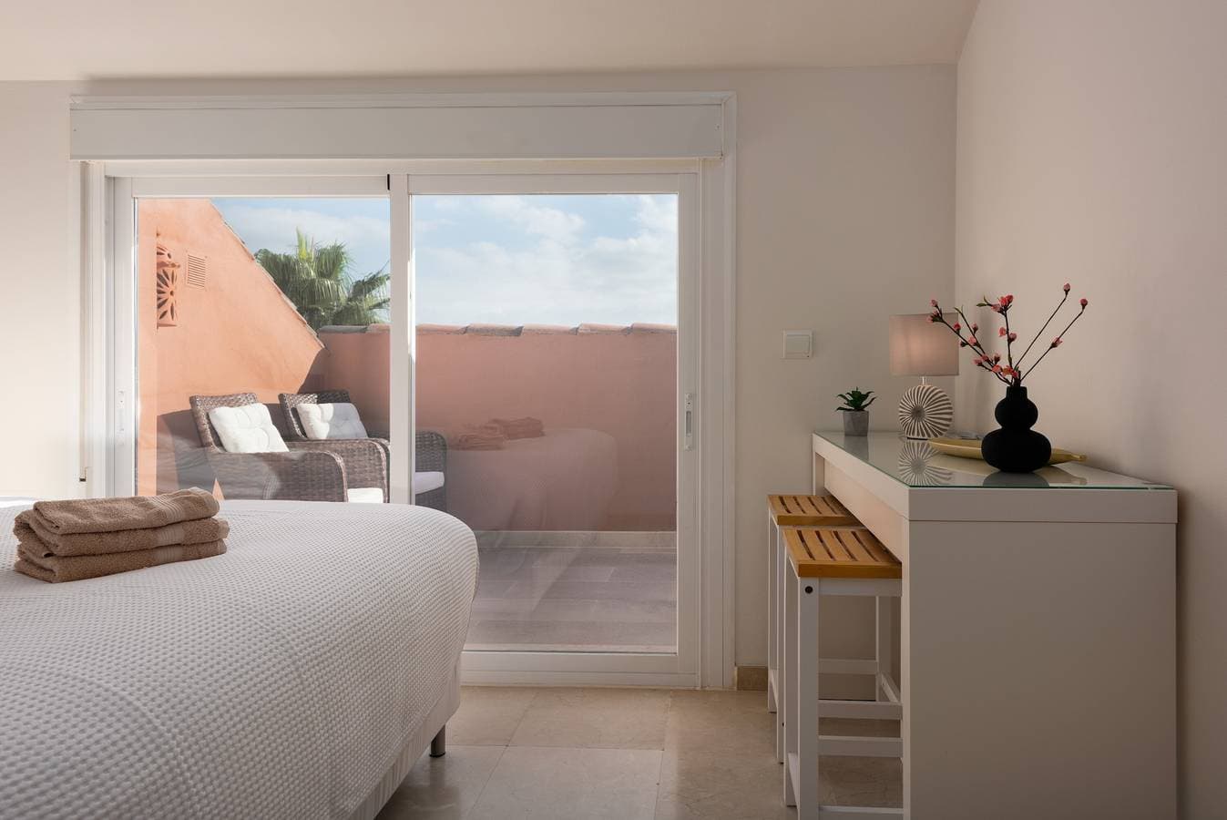 Foto 8 von 37: Apartment 'La Fragata Estepona 3b 2b' mit Meerblick, WLAN und Klimaanlage