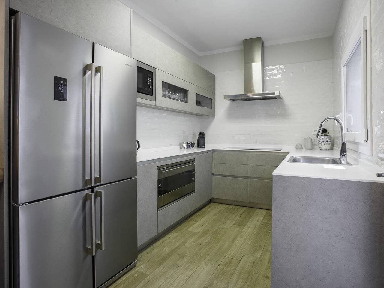 Foto 8 von 36: Ferienhaus für 10 Personen mit Pool