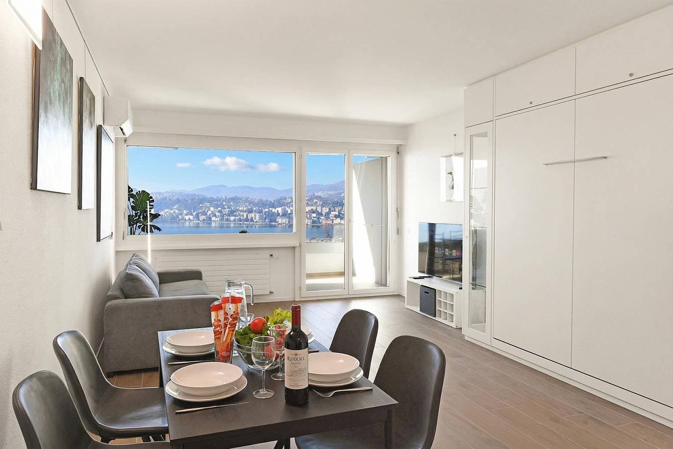 Foto 5 von 23: View and Art | Panoramic Lake View Studio, Lugano