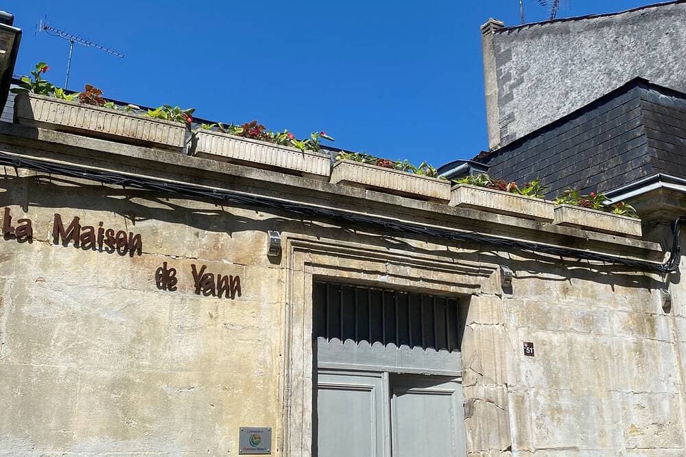 Foto 10 von 30: Gästezimmer im Herzen von Cognac – la maisonbyyann, Zimmer 3