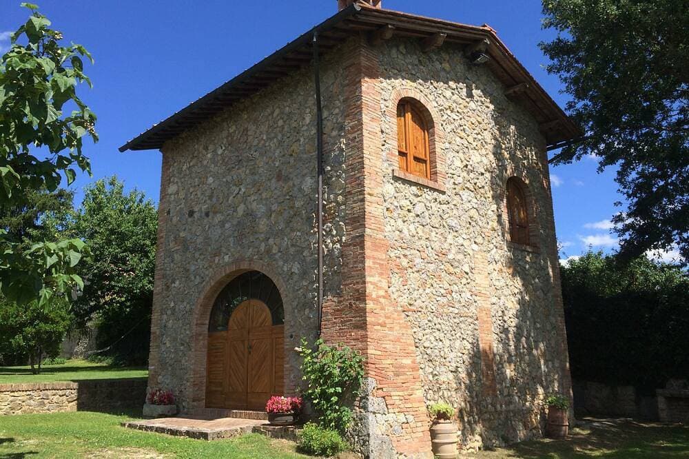 Foto 8 von 17: Unabhängiges Haus in den Hügeln der Landschaft von Siena