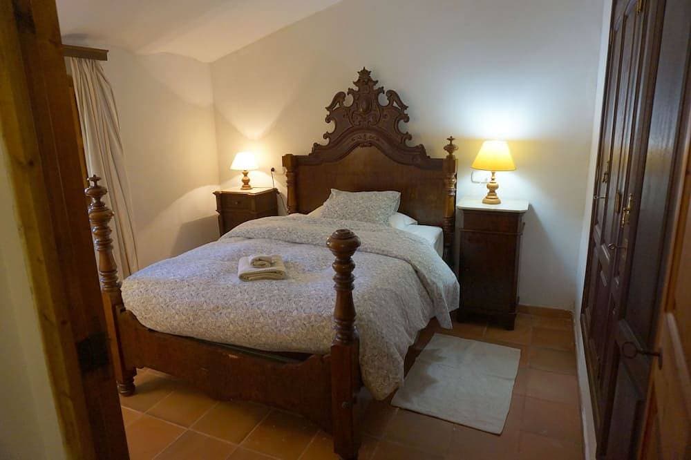 Foto 5 von 29: Typisch renoviertes Steinhaus mit unschlagbarer Aussicht. Wifi Pool