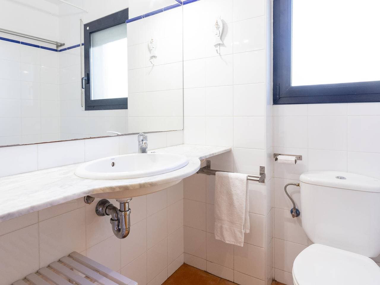 Foto 11 von 21: Geräumige Wohnung in Strandnähe mit Terrasse, Parkplatz und WLAN – Calella de Palafrugell