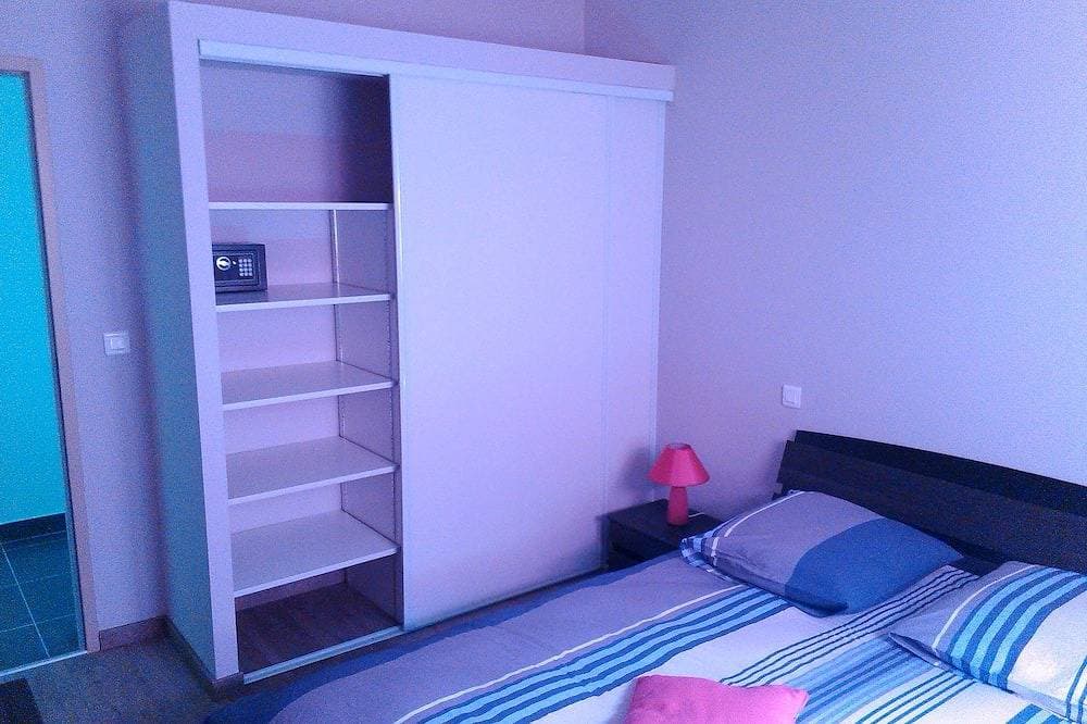 Foto 10 von 25: T3 - First floor - With swimming pool - Rated 5 * furnished for tourism