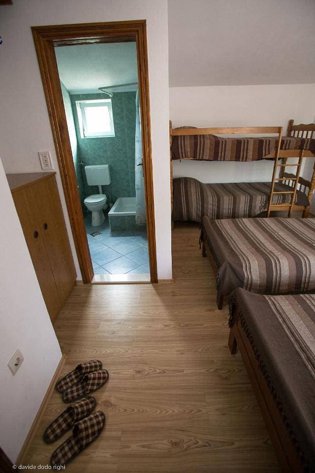 Foto 9 von 9: Classic Quadruple Room