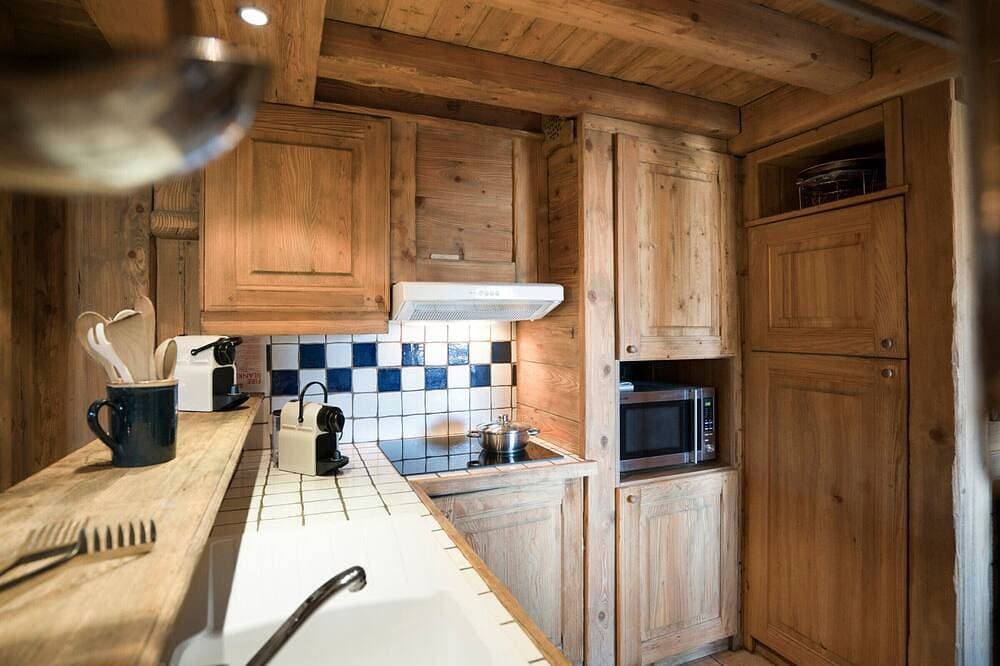 Foto 12 von 16: Courchevel 1850 Duplex Mezzanine 6 Pers, Ski-in/Ski-out, Parkplatz