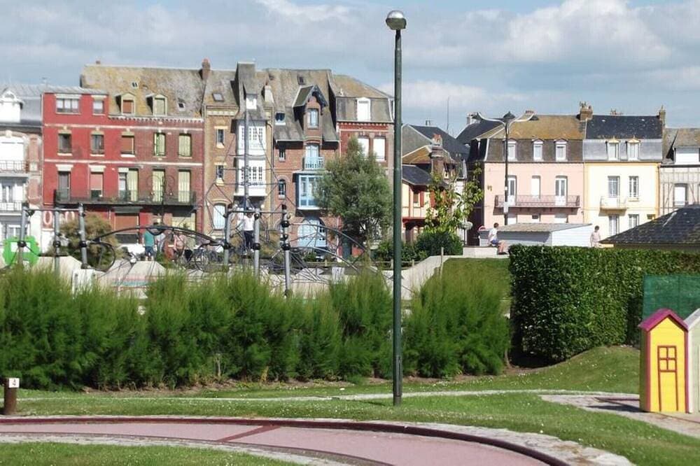 Foto 10 von 24: Les Tamaris ** 50m2 Wohnung \"sehr gemütlich\"